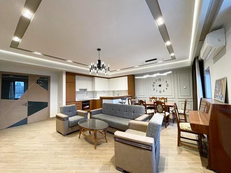 4 bedroom apartment on Komitas Street — photo 1
