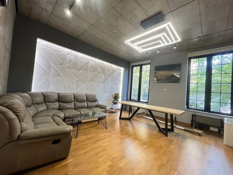 3 bedroom apartment on D. Demirchyan Street — photo 1