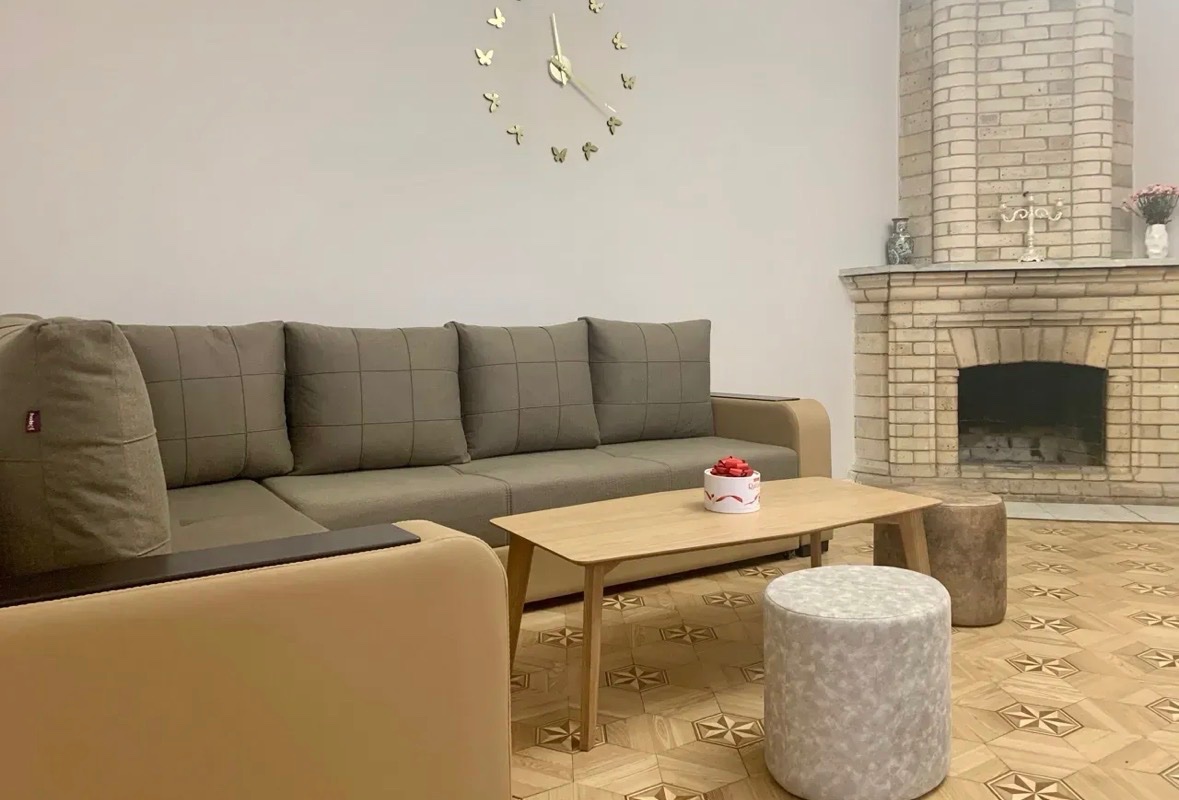Spacious house on Charents Street — photo 1
